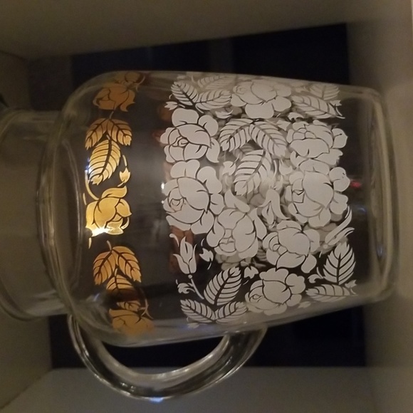 Vintage MCM Water Juice Pitcher / White & Gold Floral Pattern - Picture 10 of 17